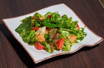 Салат  с семгой и брокколи